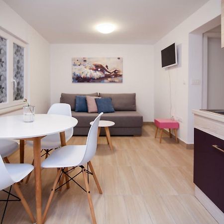 Appartement Apartman L&A à Biograd Na Moru Extérieur photo