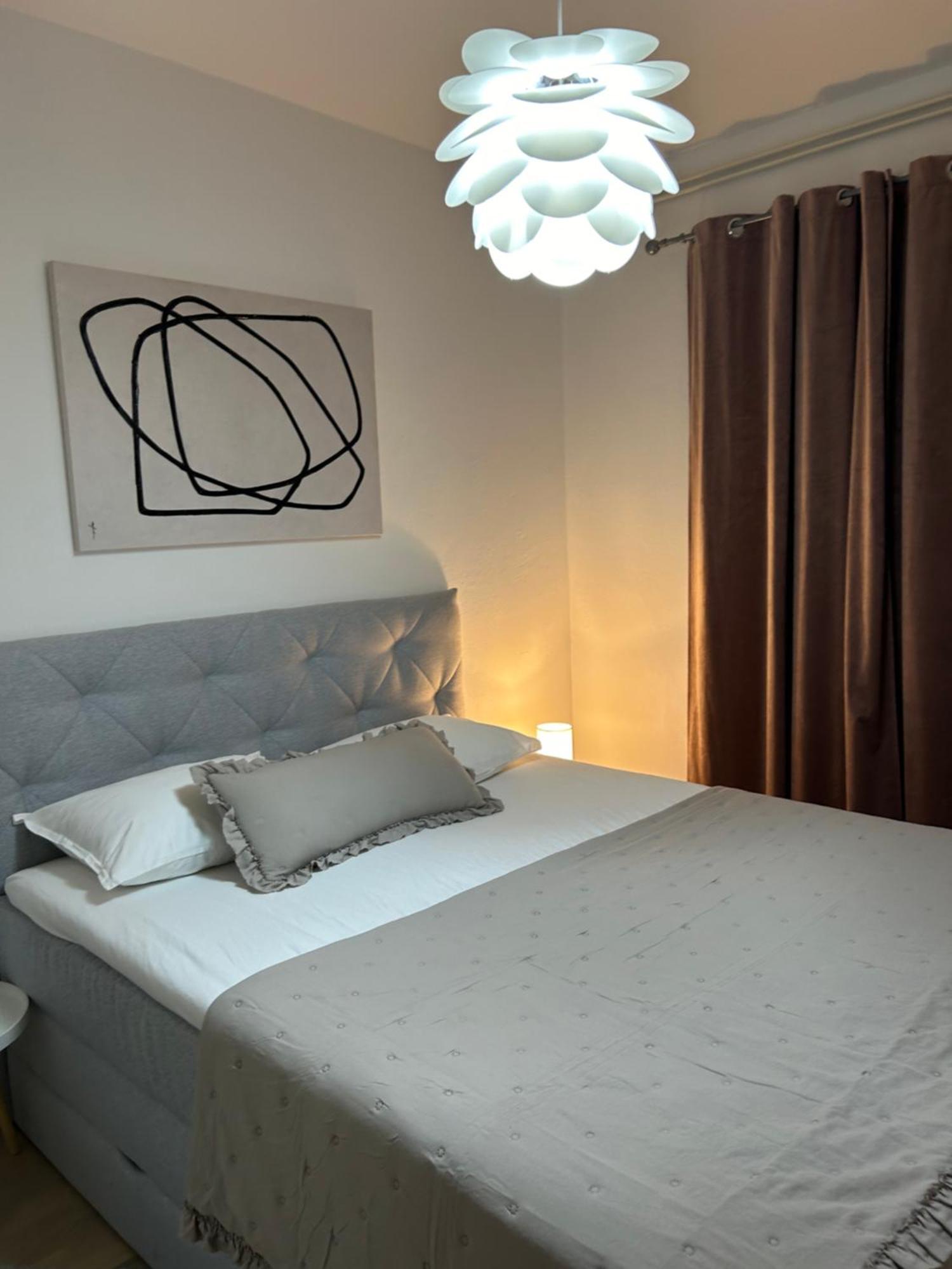 Appartement Apartman L&A à Biograd Na Moru Extérieur photo