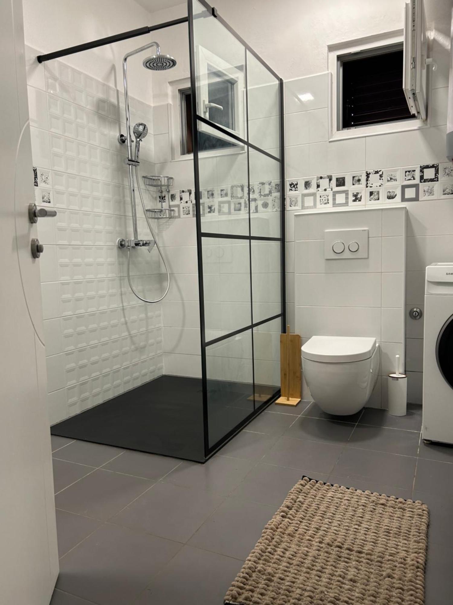 Appartement Apartman L&A à Biograd Na Moru Extérieur photo