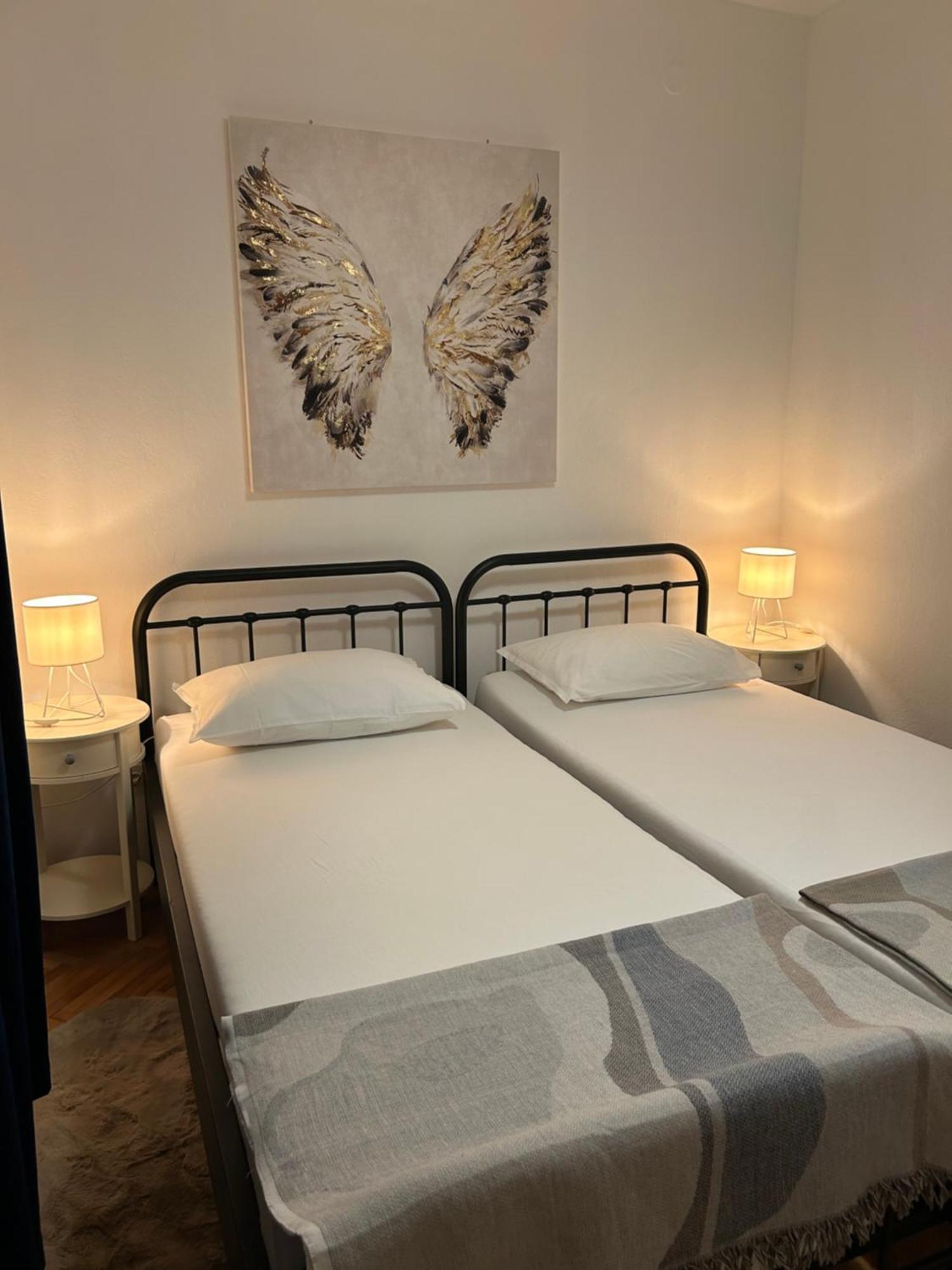 Appartement Apartman L&A à Biograd Na Moru Extérieur photo
