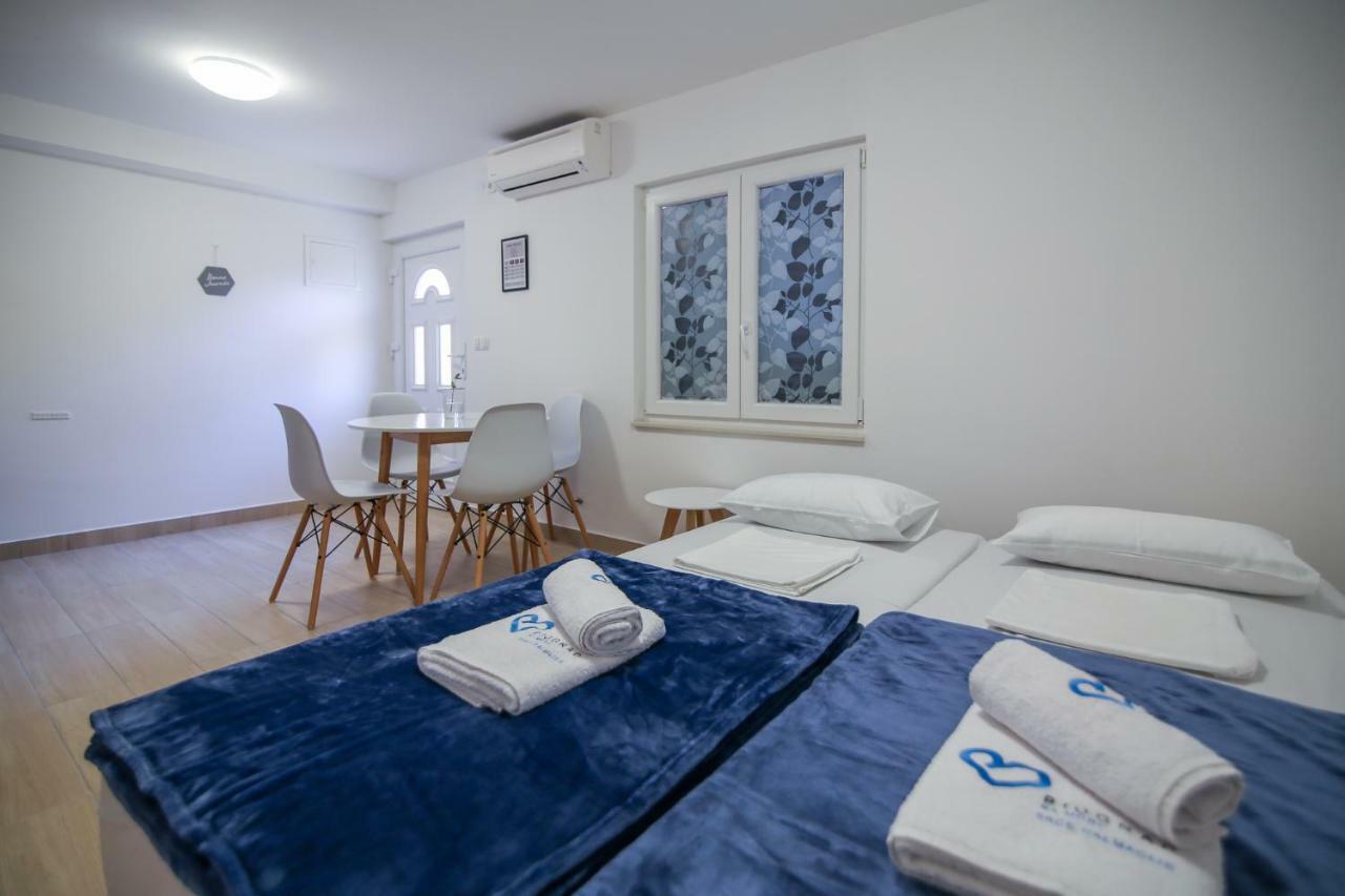 Appartement Apartman L&A à Biograd Na Moru Extérieur photo