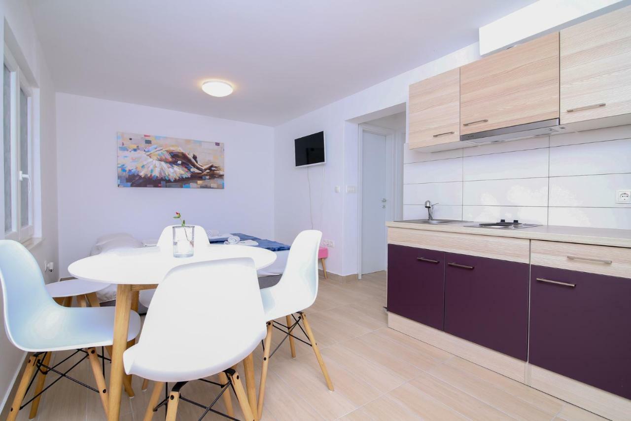 Appartement Apartman L&A à Biograd Na Moru Extérieur photo