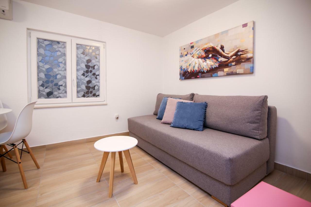 Appartement Apartman L&A à Biograd Na Moru Extérieur photo