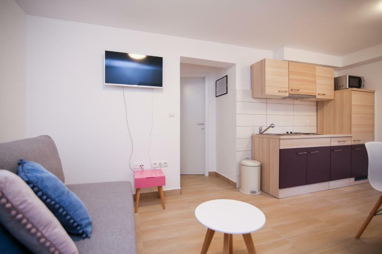 Appartement Apartman L&A à Biograd Na Moru Extérieur photo
