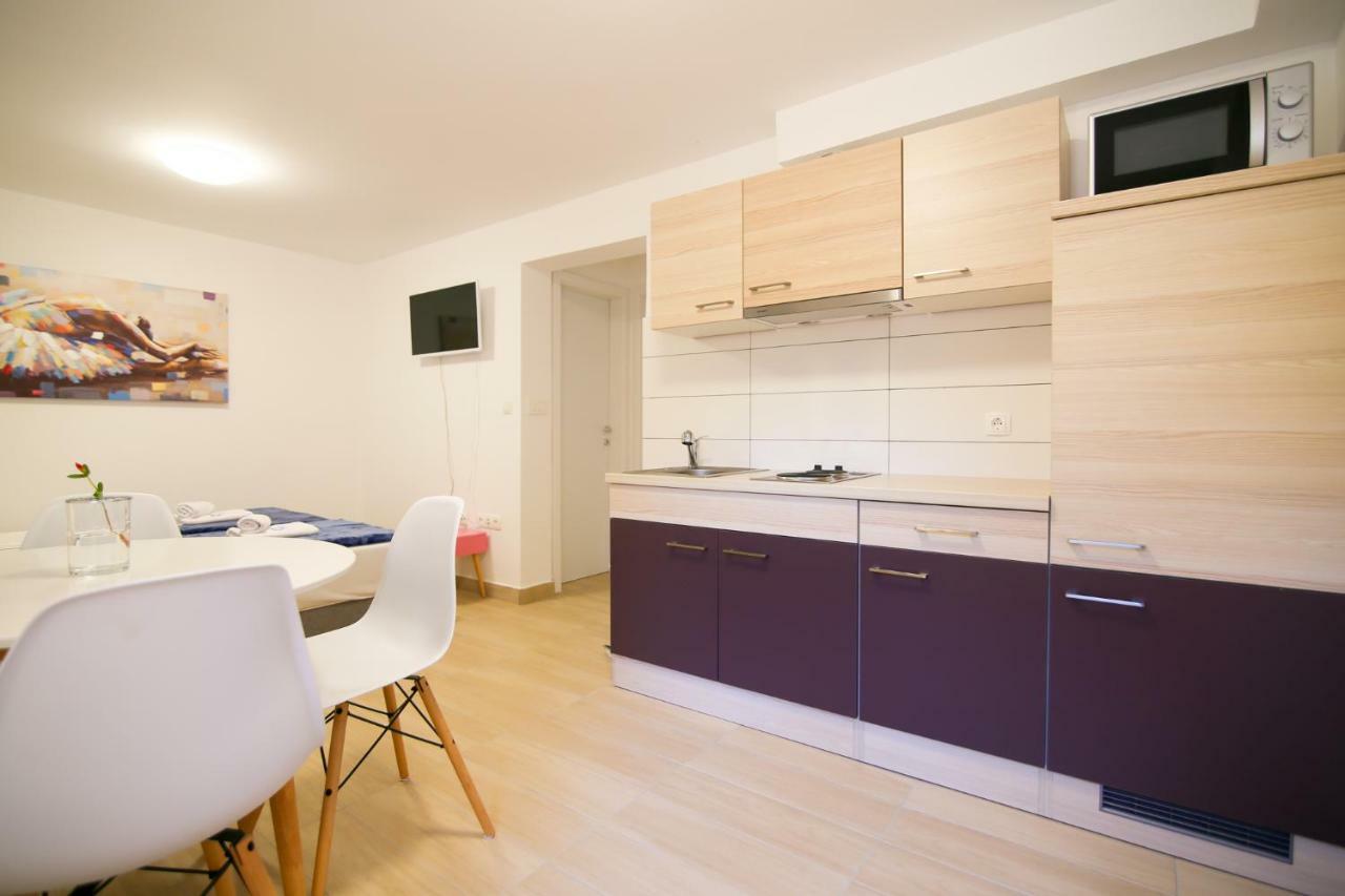 Appartement Apartman L&A à Biograd Na Moru Extérieur photo