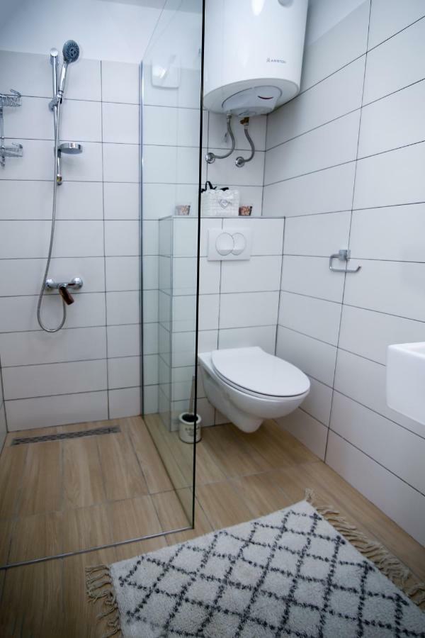 Appartement Apartman L&A à Biograd Na Moru Extérieur photo
